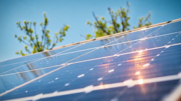 10 conseils pour réduire vos factures grâce aux panneaux solaires